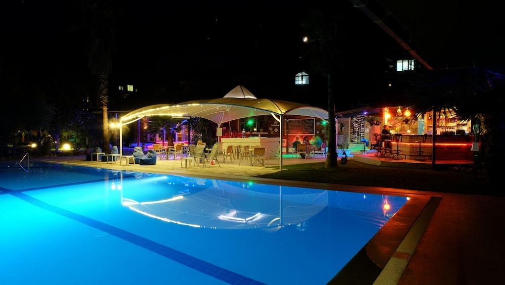 Erendiz Garden Hotel Kemer Ngoại thất bức ảnh
