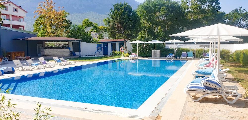 Erendiz Garden Hotel Kemer Ngoại thất bức ảnh
